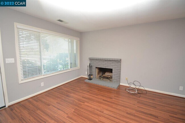 Foto del edificio - 36 Fountainhead Ct