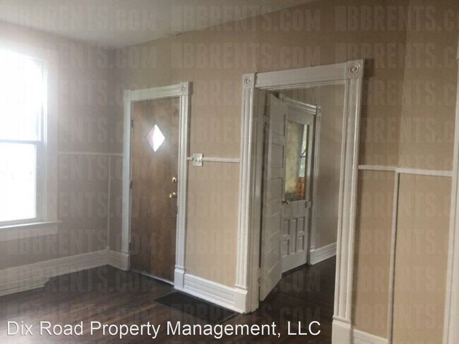 Foto del edificio - 3 br, 1.5 bath House - 514 Moore Street,