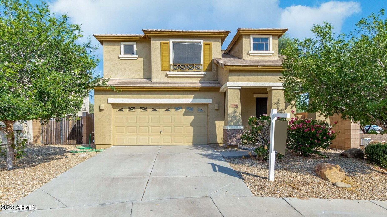 17448 W Mauna Loa Ln, Surprise, AZ 85388