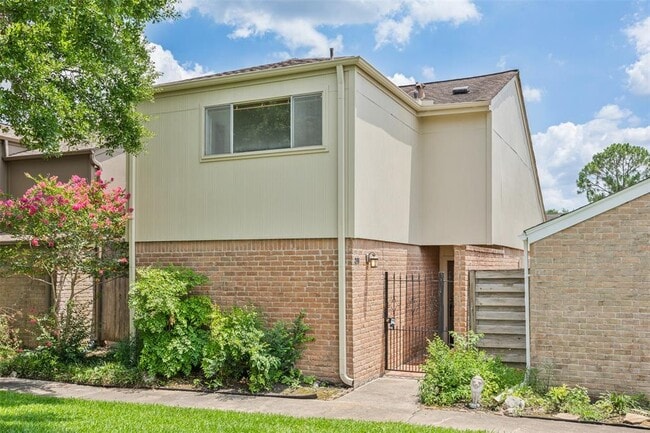 Building Photo - 2013 Trixie Ln