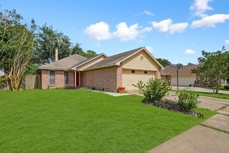 Building Photo - 8614 Windell Ln