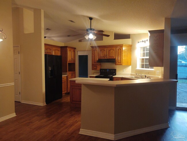 Foto del edificio - 5268 Deerfoot Ln