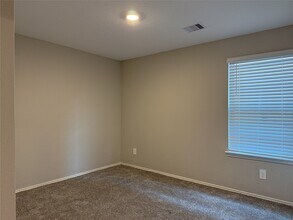 Building Photo - 12314 Morning Vis Dr