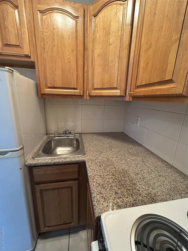 Foto del edificio - 175 Beach 109th St