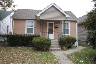 Building Photo - 903 Brentwood Ave
