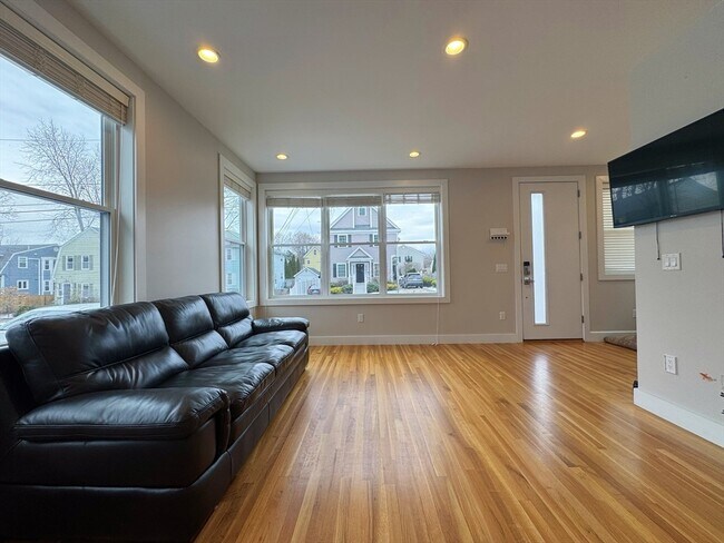 Foto del edificio - 30 Harrington St