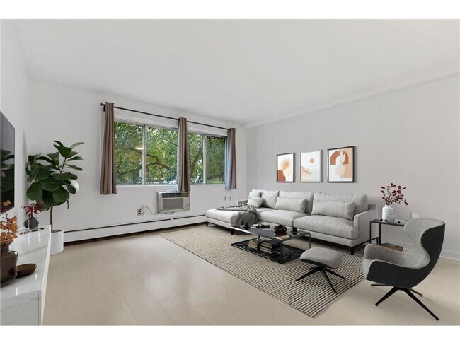 Foto del edificio - 2446 Aldrich Ave S