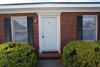 Building Photo - 140 Lanier Dr
