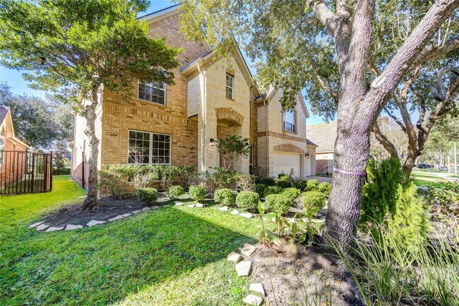 Foto del edificio - 9230 Hernshead Ln