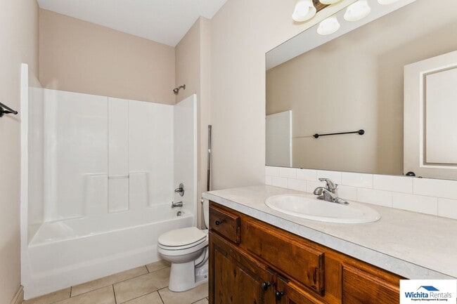 Building Photo - 1716-1718 Bedford