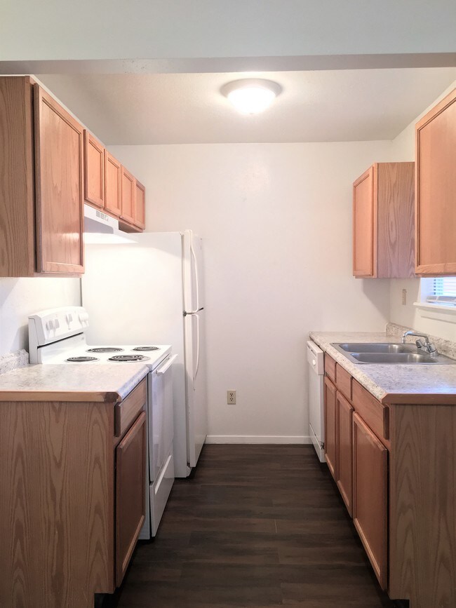 Pine Ridge Apartments Conroe, TX