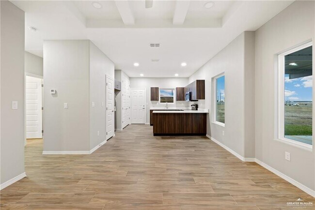 Foto del edificio - 22 N 37th Ln