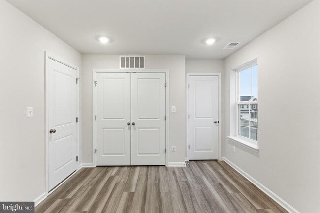 Foto del edificio - 410 18th Ave