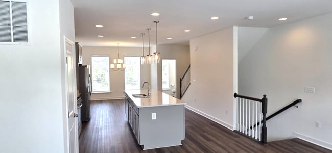 Building Photo - 3491 Monterey Dr