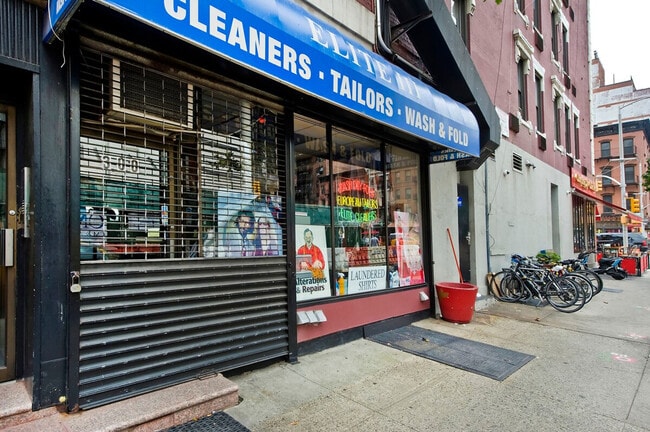 Building Photo - 337 E 81st St