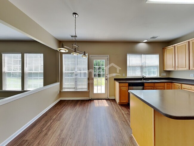 Building Photo - 10638 Claude Freeman Dr