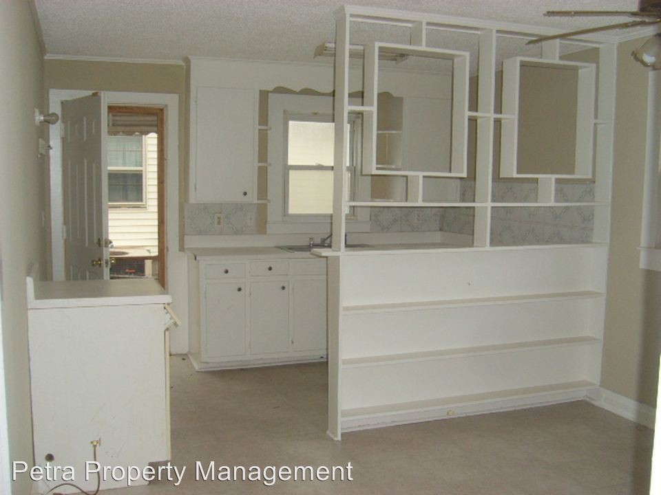 Building Photo - 2 br, 1 bath House - 307 Brown St