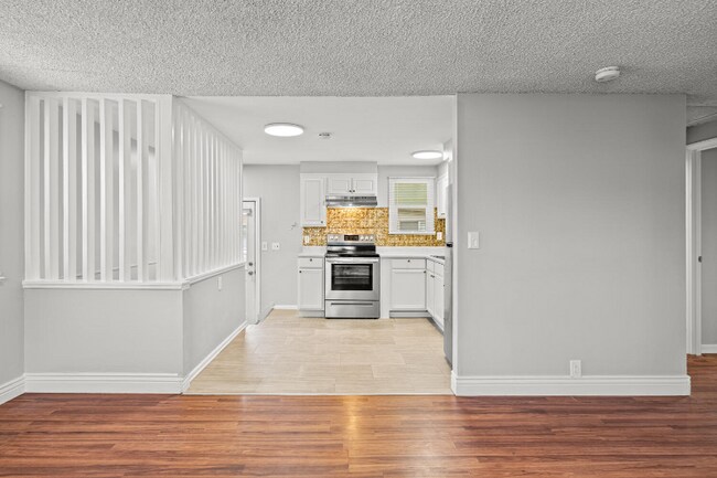 Foto del edificio - 4570 W Center Ave