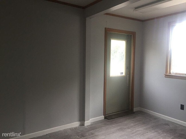 Foto del edificio - 14740 harmonsburg rd