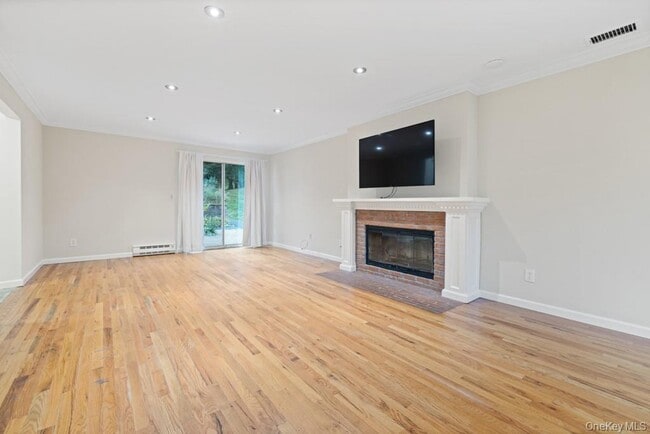 Building Photo - 208 Harris Rd