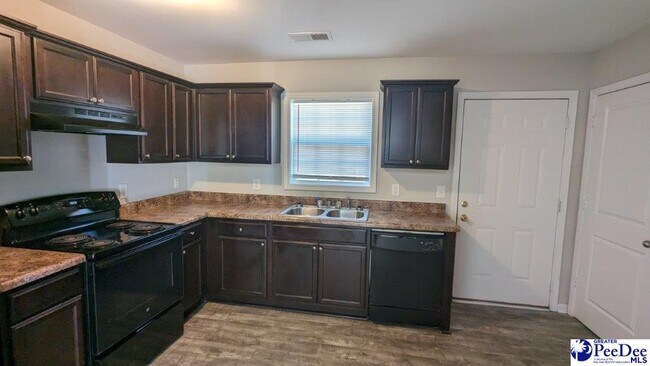 Building Photo - 161 South Carolina Dr