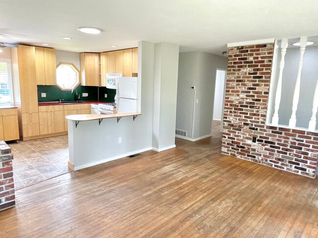 Foto del edificio - Parkrose Heights neighborhood, 3 bedroom, ...