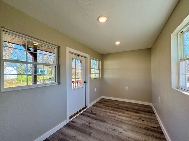Foto del edificio - Studio Tiny home in West Batesville