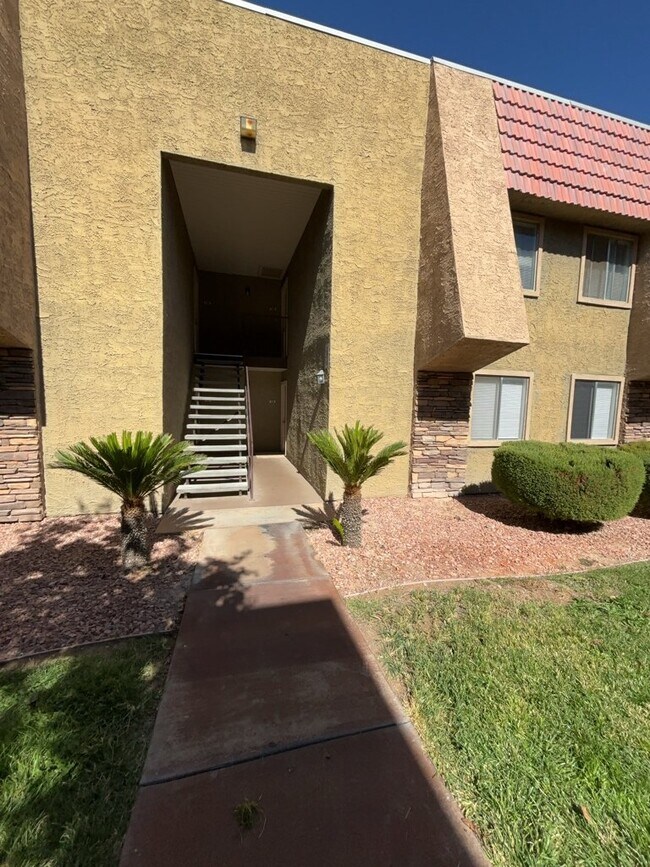 Foto del edificio - 5080 Indian River Dr