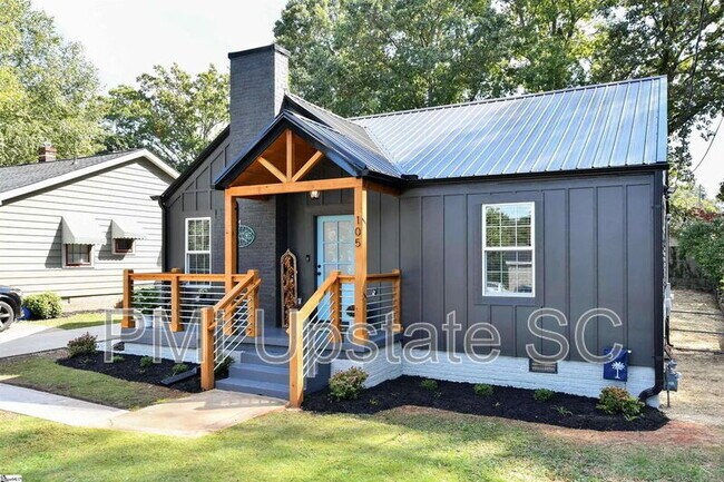 Building Photo - 105 McMakin Dr