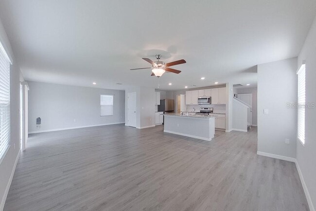 Building Photo - 4459 SW 85 Ln