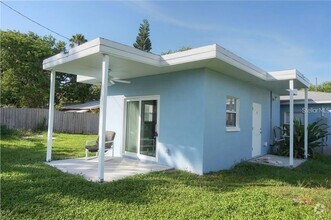 Building Photo - 14026 E Parsley Dr