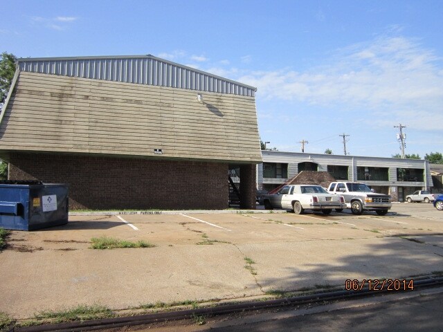 Primary Photo - Mari-Jean Apartments