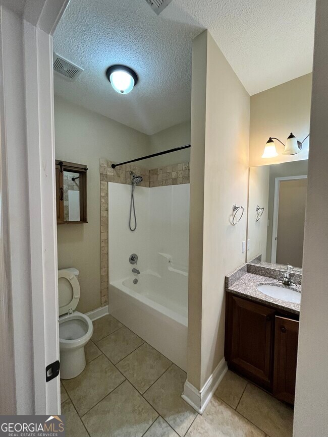 Foto del edificio - 416 Hunts Landing Dr