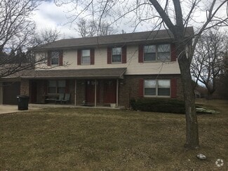 Building Photo - 4748 S 124th St