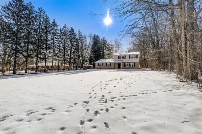 Foto del edificio - N128W12795 Highland Rd