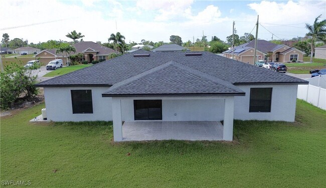 Foto del edificio - 415 NW 18th Terrace