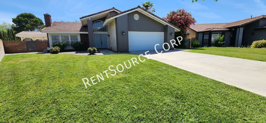 Foto principal - 3130 Stevey St