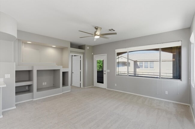 Foto del edificio - 5450 E McLellan Rd