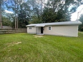 Building Photo - 218 12th Ave