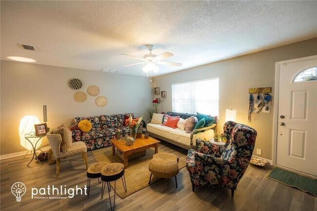 Building Photo - 7841 Shadow Run Drive, Largo, FL, 33773