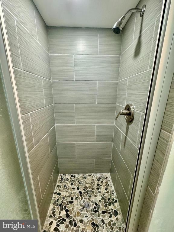 Foto del edificio - 2442 N 50th St