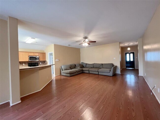 Building Photo - 2706 Trinity Glen Ln