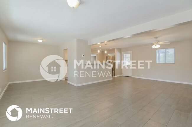 Foto del edificio - 6131 E 25th St