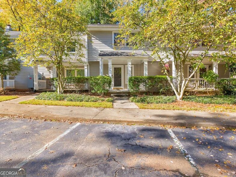 Foto principal - 2790 Farmstead Rd