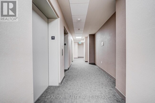 Building Photo - 4055 Parkside Village Dr