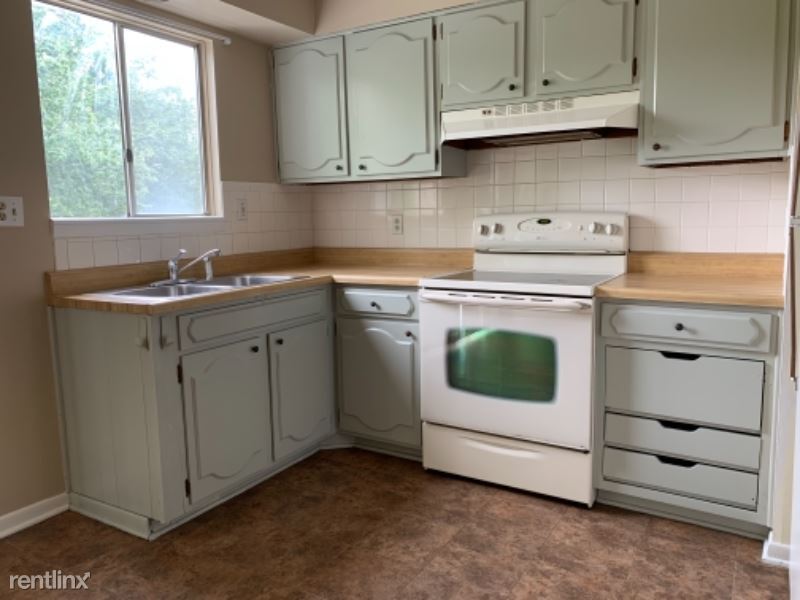 Primary Photo - 2 br, 1 bath Townhome - 8717 Sycamore Ave