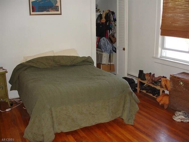 Foto del edificio - 19 Fernwood Rd