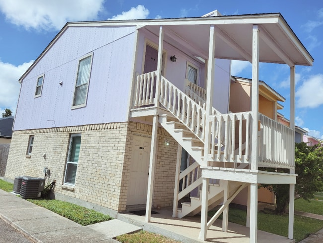 Building Photo - 6702 Everhart Rd