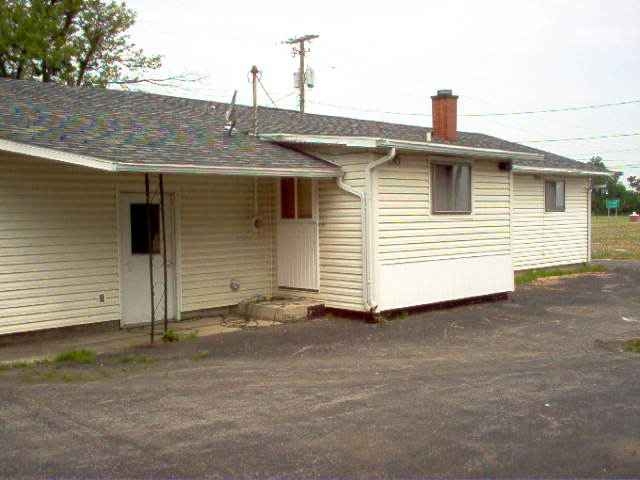Building Photo - 768 N Main St