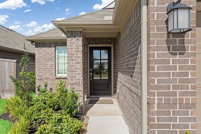 Building Photo - 17230 Black Ash Ct